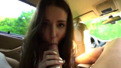 Dark haired amateur blowjob and handjob in fake taxi - drtuber