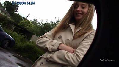 British Babe Outdoor Handjob - hclips - Britain