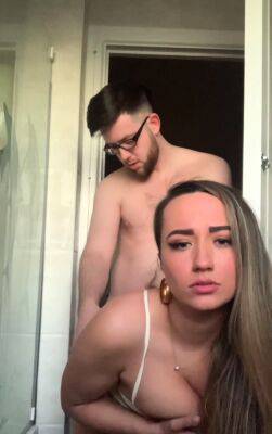 Brunette Amateur Fucked Doggystyle On Hidden Camera - drtuber