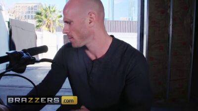 Johnny Sins - Tiffany Tyler - Tiffany Tyler & Johnny Sins - cooling - sexu.com