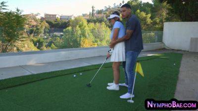 IR bigass busty golf MILF with gloved hands gets fucked - hotmovs.com