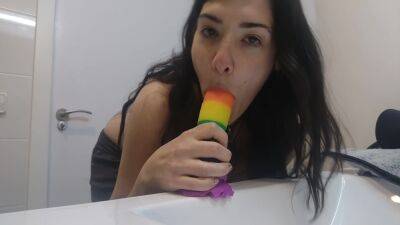 Joi. Estallas Tu Leche En Mi Boca - hclips