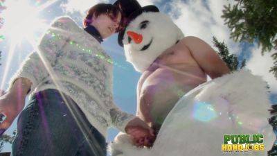 Public Handjobs Brandi de Lafey Strokes A Snowman - txxx.com