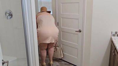 Full Figured Wife Bosomy Hips Curves Bigass Booty Bbw - hotmovs.com