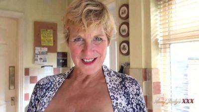 Aunt Judy's Housewife Molly Maracas: A 58-Year-Old MILF Gives You a Hand Job & Blowjob (POV) - xxxfiles.com