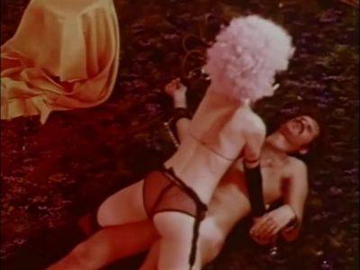 Fantasy Club Of America (1975) - tubepornclassic.com